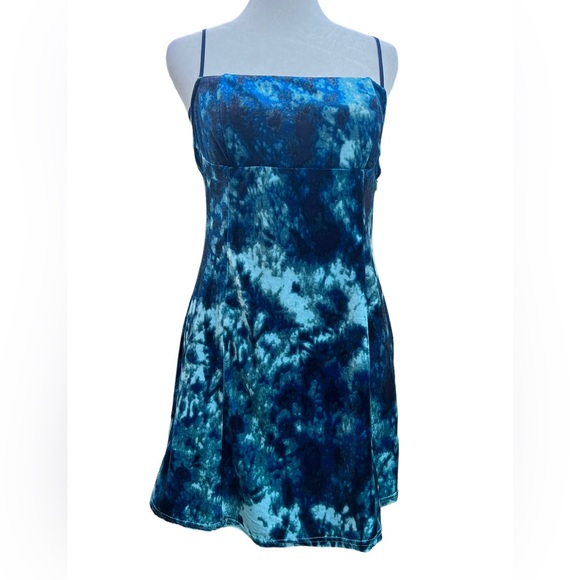 URBAN OUTFITTERS Dreamy Marbled Blue Velvet Stretch Bodycon Mini Dress Size Med - Picture 11 of 11